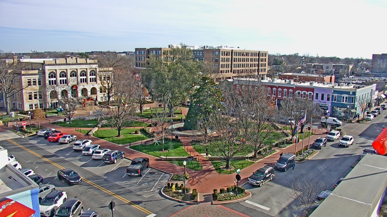 Thumbnail for current weather camera view from Walton�s 5 & 10 in Bentonville, Arkansas