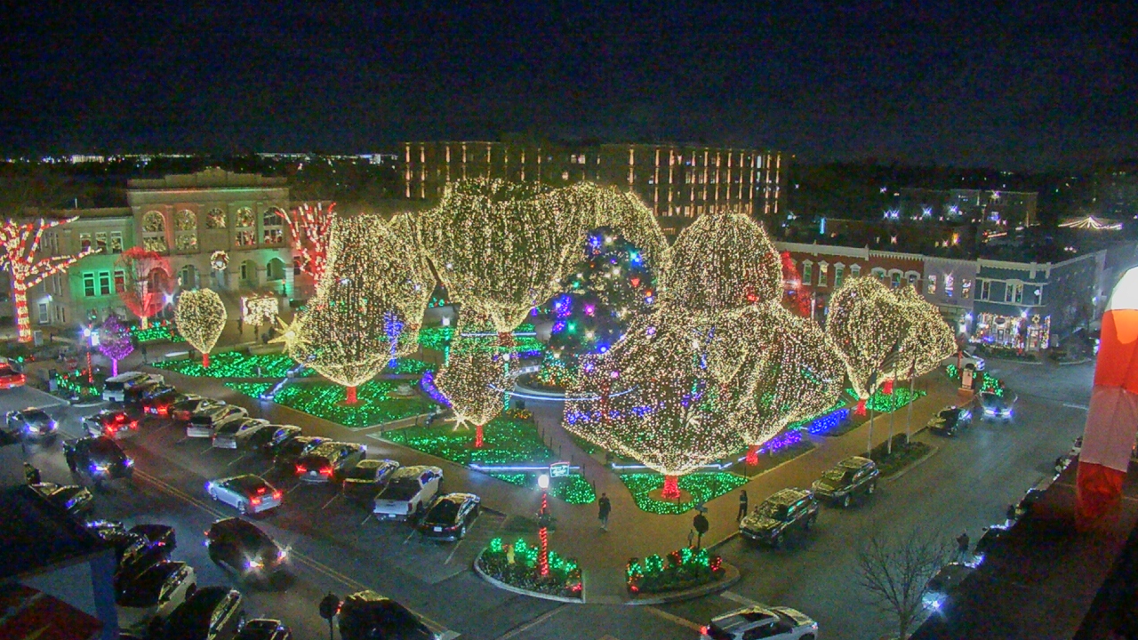 Thumbnail for current weather camera view from Walton�s 5 & 10 in Bentonville, Arkansas