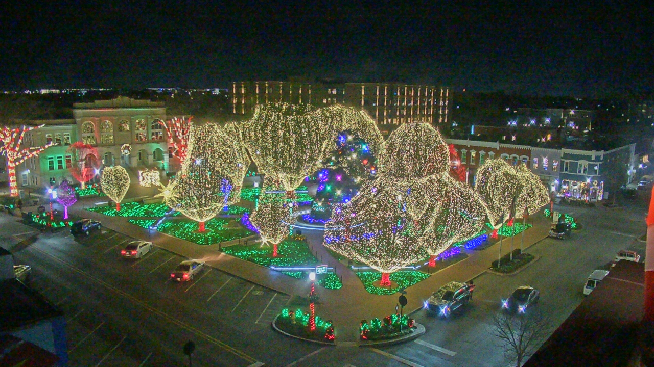 Thumbnail for current weather camera view from Walton�s 5 & 10 in Bentonville, Arkansas