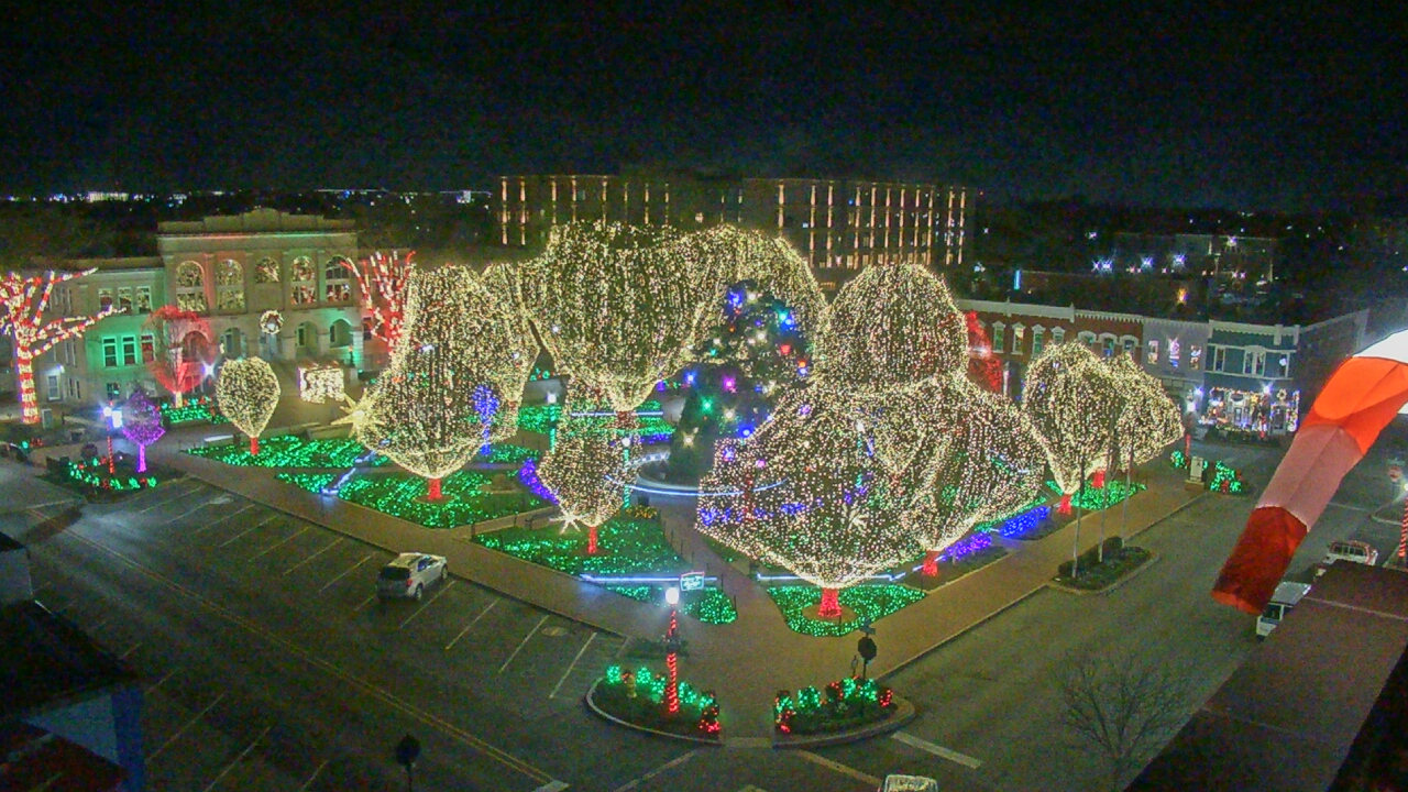 Thumbnail for current weather camera view from Walton�s 5 & 10 in Bentonville, Arkansas