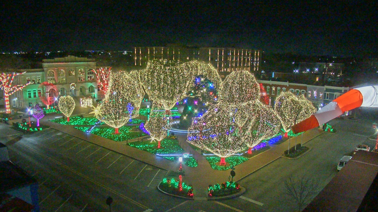 Thumbnail for current weather camera view from Walton�s 5 & 10 in Bentonville, Arkansas