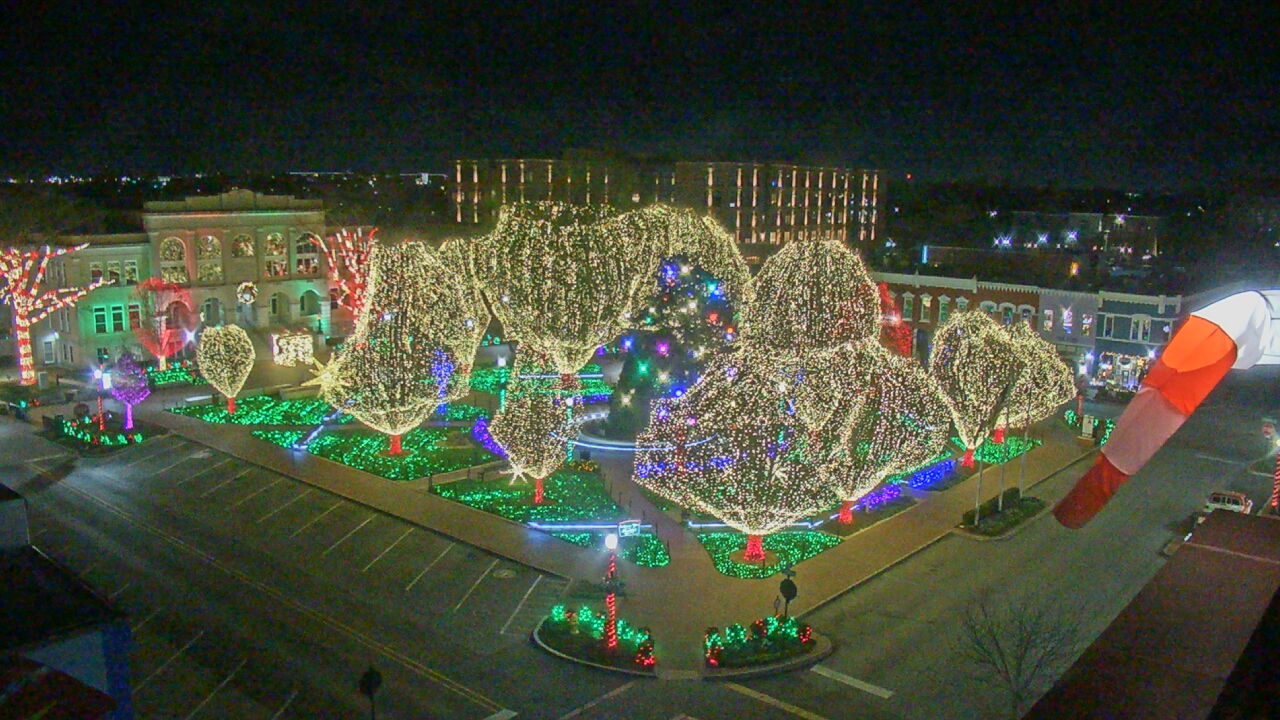 Thumbnail for current weather camera view from Walton�s 5 & 10 in Bentonville, Arkansas