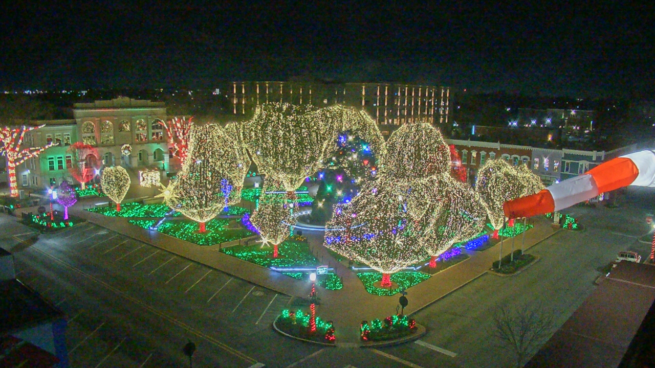 Thumbnail for current weather camera view from Walton�s 5 & 10 in Bentonville, Arkansas