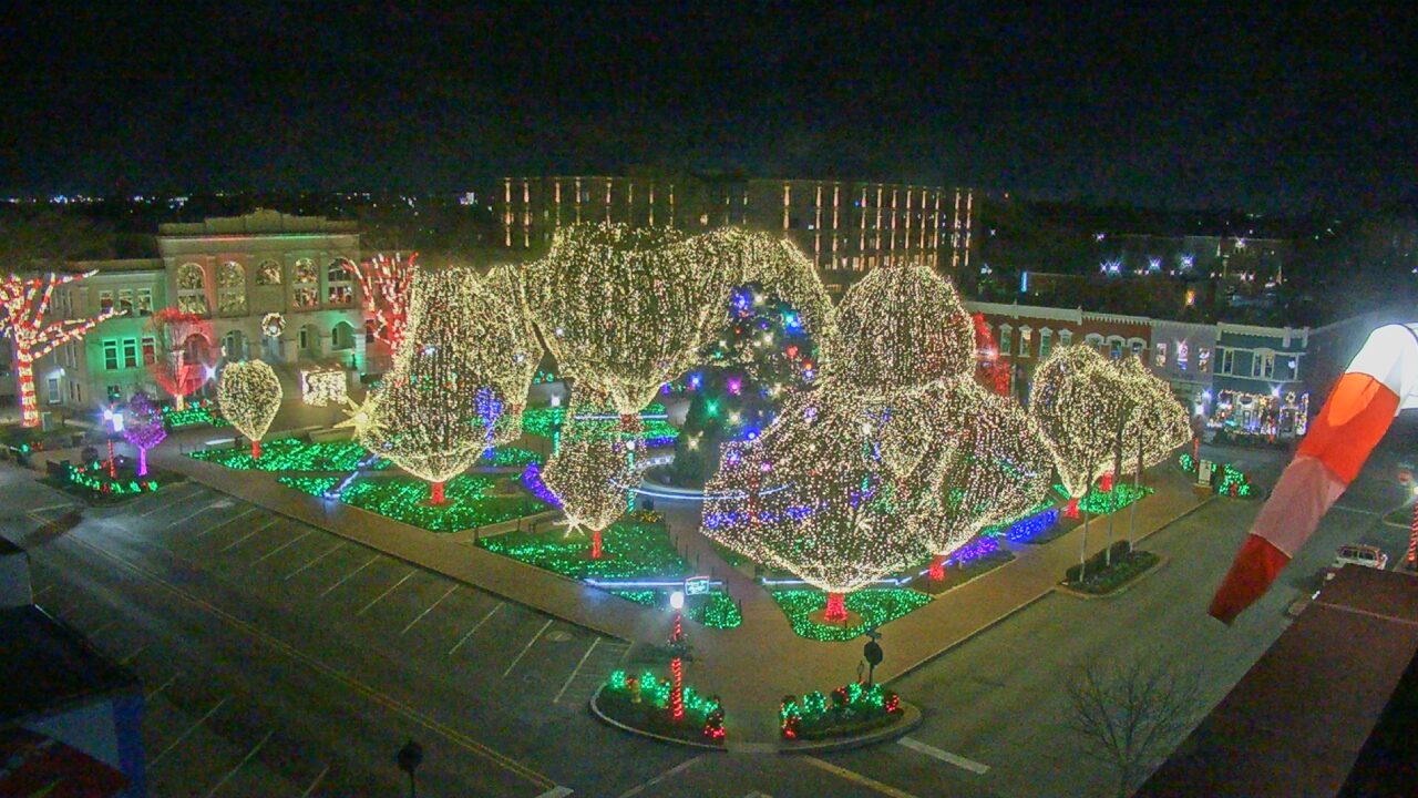 Thumbnail for current weather camera view from Walton�s 5 & 10 in Bentonville, Arkansas