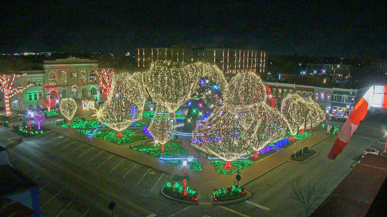 Thumbnail for current weather camera view from Walton�s 5 & 10 in Bentonville, Arkansas