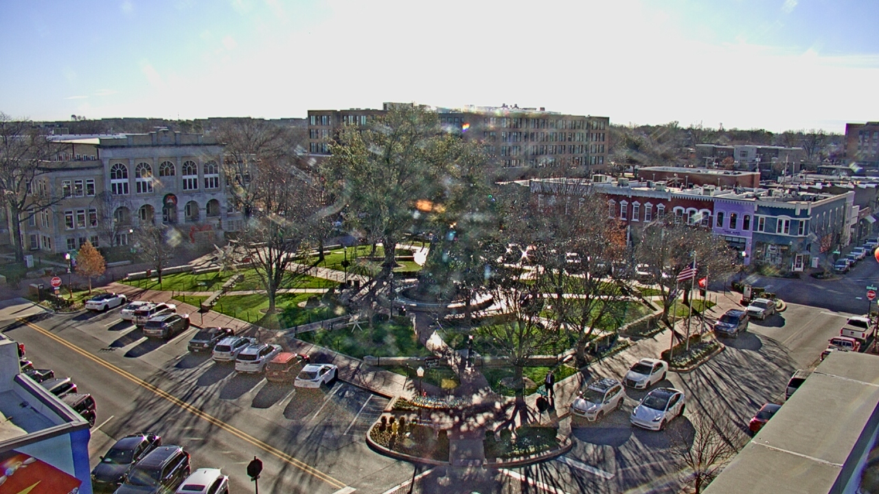 Thumbnail for current weather camera view from Walton�s 5 & 10 in Bentonville, Arkansas