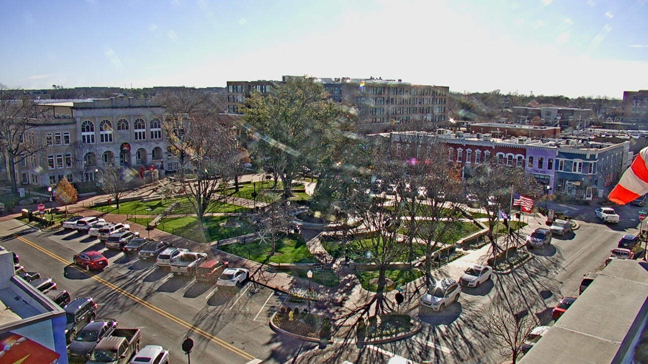 Thumbnail for current weather camera view from Walton�s 5 & 10 in Bentonville, Arkansas