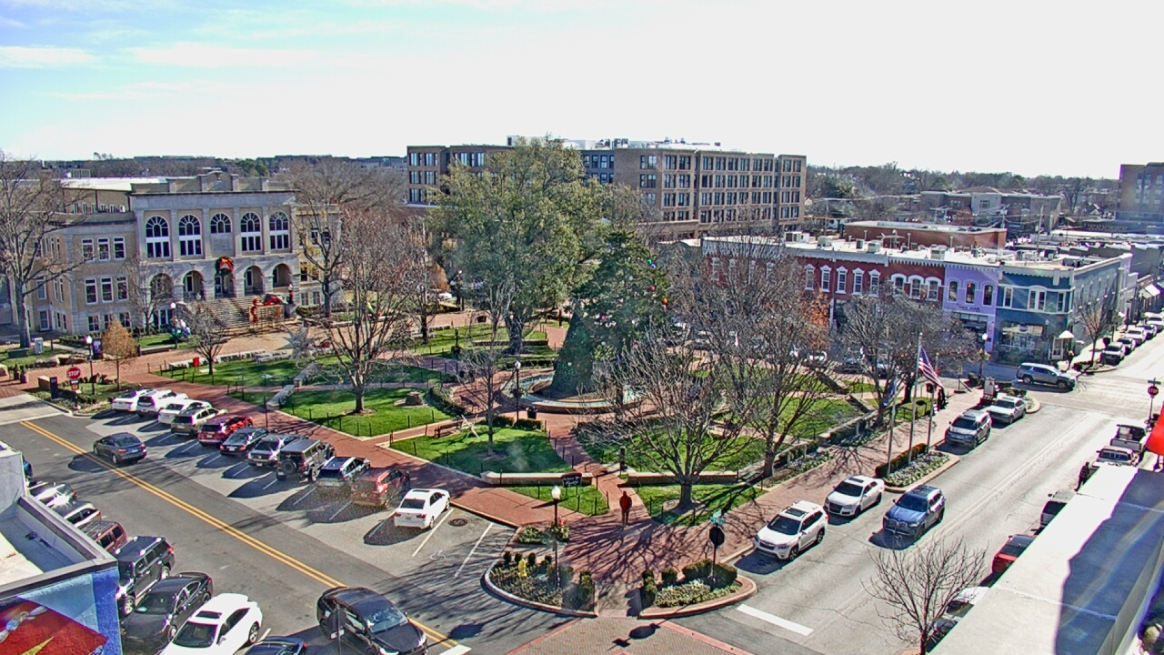 Thumbnail for current weather camera view from Walton�s 5 & 10 in Bentonville, Arkansas