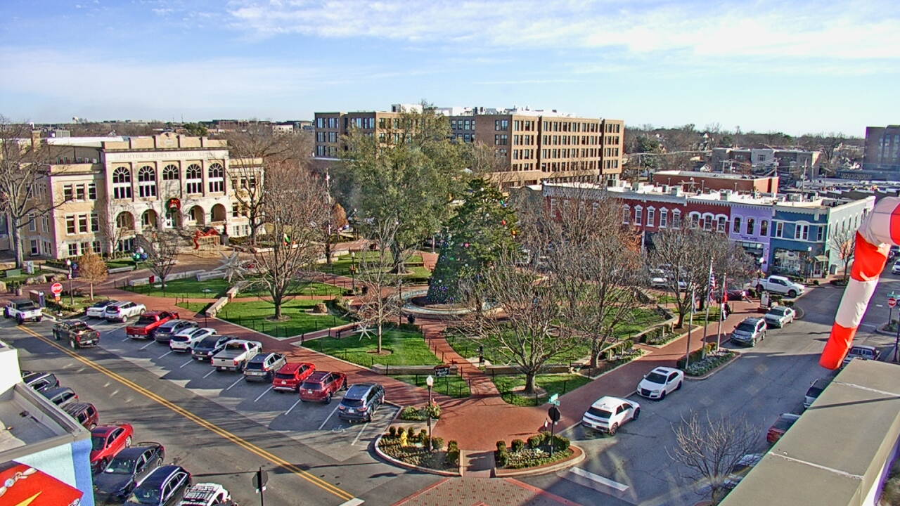 Thumbnail for current weather camera view from Walton�s 5 & 10 in Bentonville, Arkansas