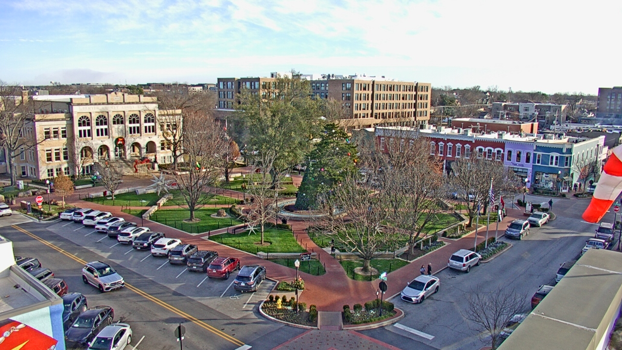 Thumbnail for current weather camera view from Walton�s 5 & 10 in Bentonville, Arkansas