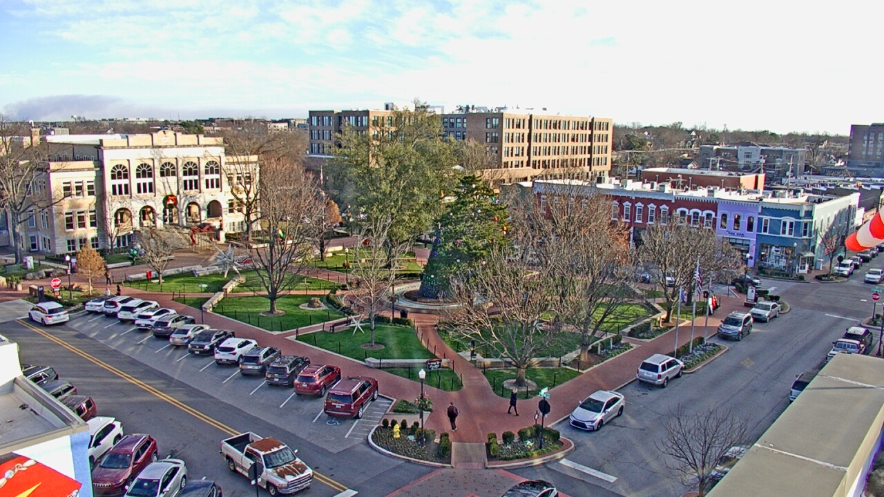 Thumbnail for current weather camera view from Walton�s 5 & 10 in Bentonville, Arkansas