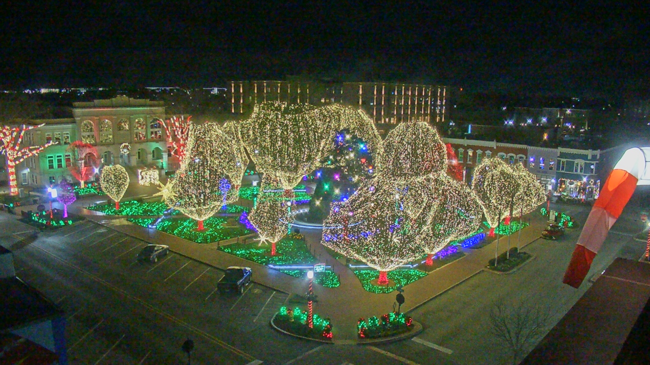 Thumbnail for current weather camera view from Walton�s 5 & 10 in Bentonville, Arkansas