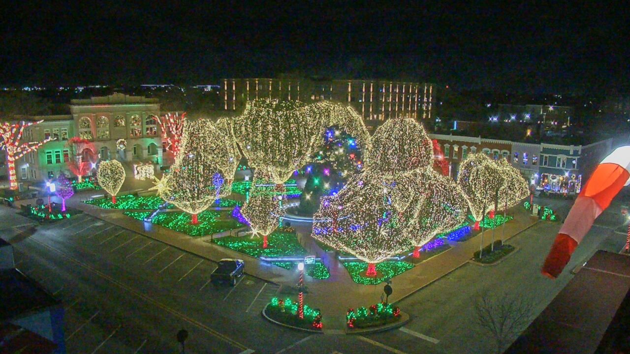 Thumbnail for current weather camera view from Walton�s 5 & 10 in Bentonville, Arkansas