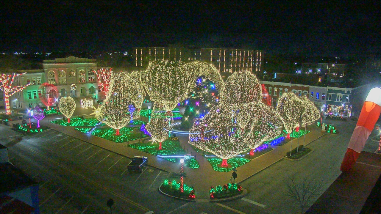 Thumbnail for current weather camera view from Walton�s 5 & 10 in Bentonville, Arkansas