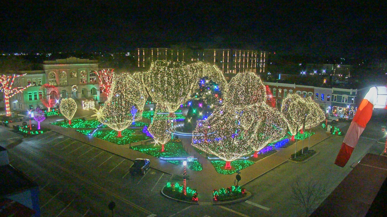 Thumbnail for current weather camera view from Walton�s 5 & 10 in Bentonville, Arkansas