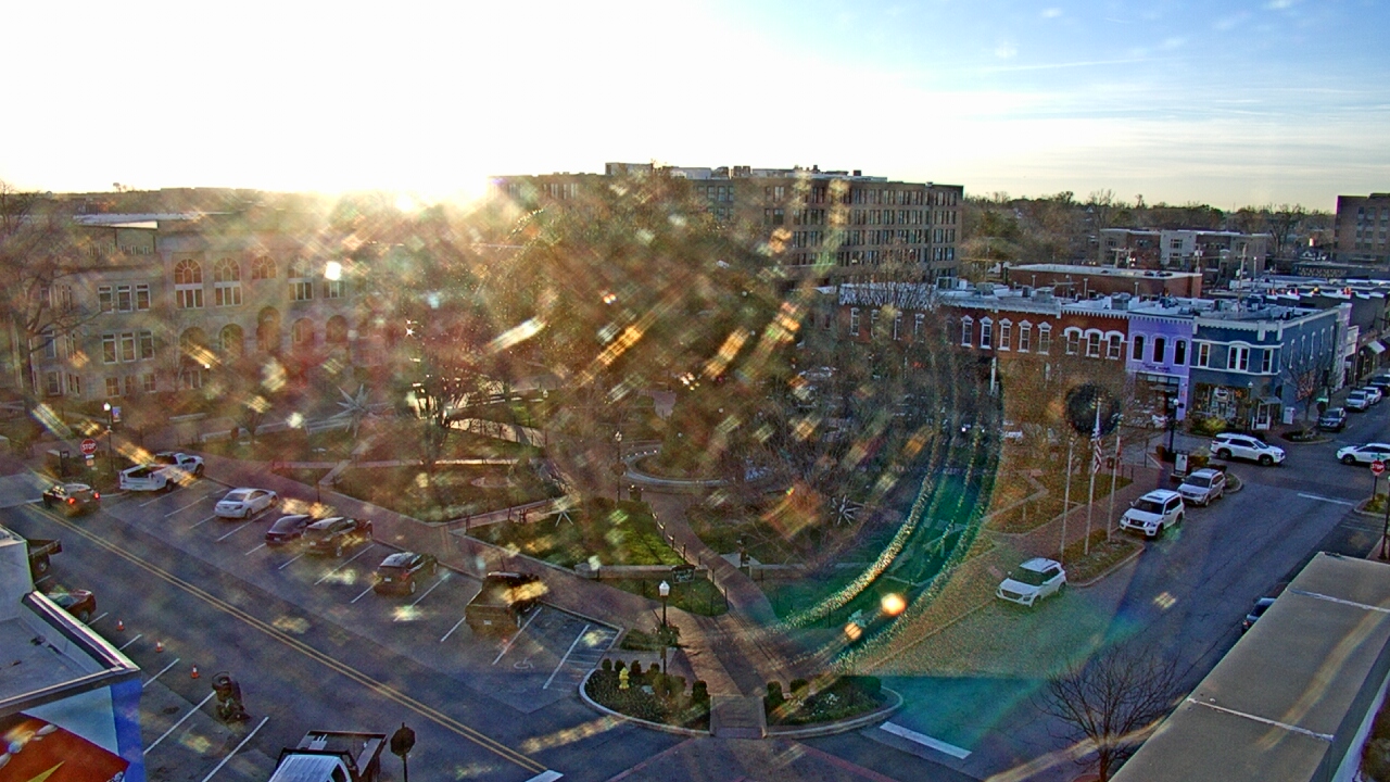 Thumbnail for current weather camera view from Walton�s 5 & 10 in Bentonville, Arkansas