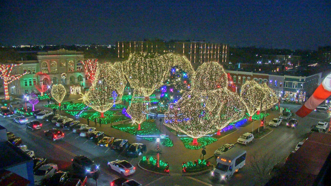 Thumbnail for current weather camera view from Walton�s 5 & 10 in Bentonville, Arkansas