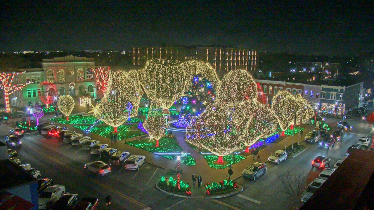 Thumbnail for current weather camera view from Walton�s 5 & 10 in Bentonville, Arkansas