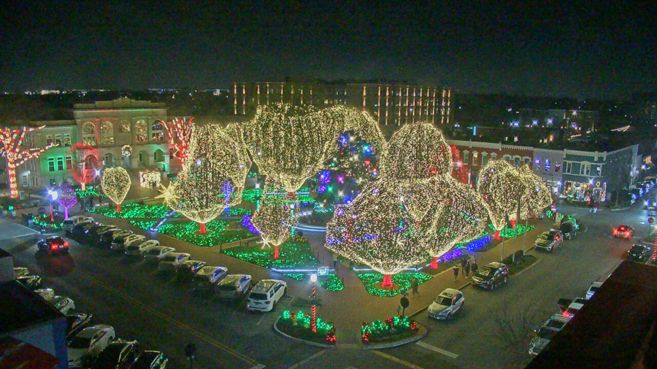 Thumbnail for current weather camera view from Walton�s 5 & 10 in Bentonville, Arkansas