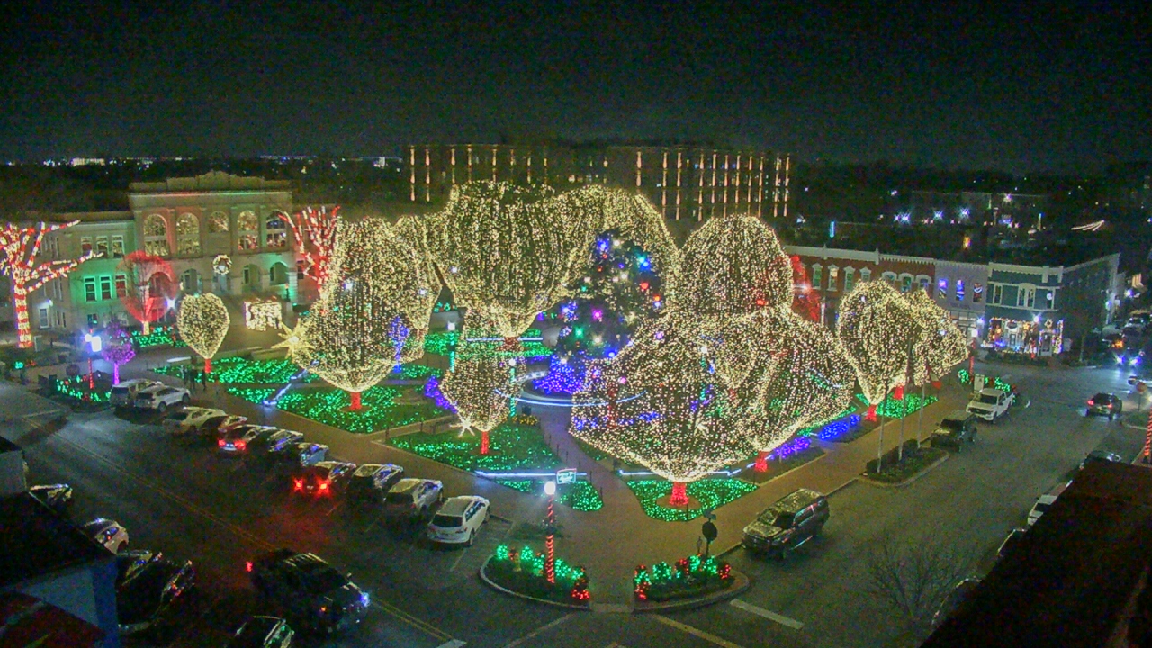 Thumbnail for current weather camera view from Walton�s 5 & 10 in Bentonville, Arkansas