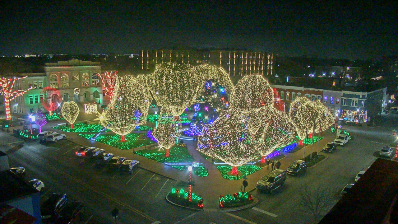 Thumbnail for current weather camera view from Walton�s 5 & 10 in Bentonville, Arkansas