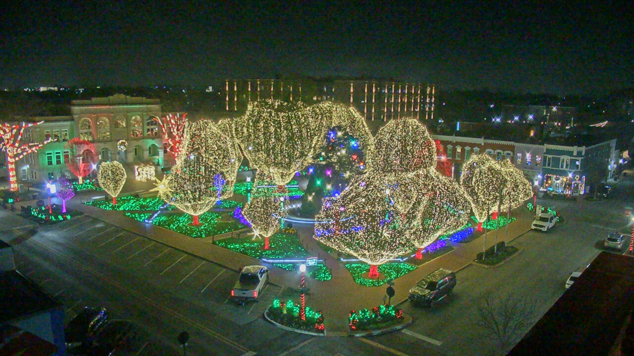 Thumbnail for current weather camera view from Walton�s 5 & 10 in Bentonville, Arkansas