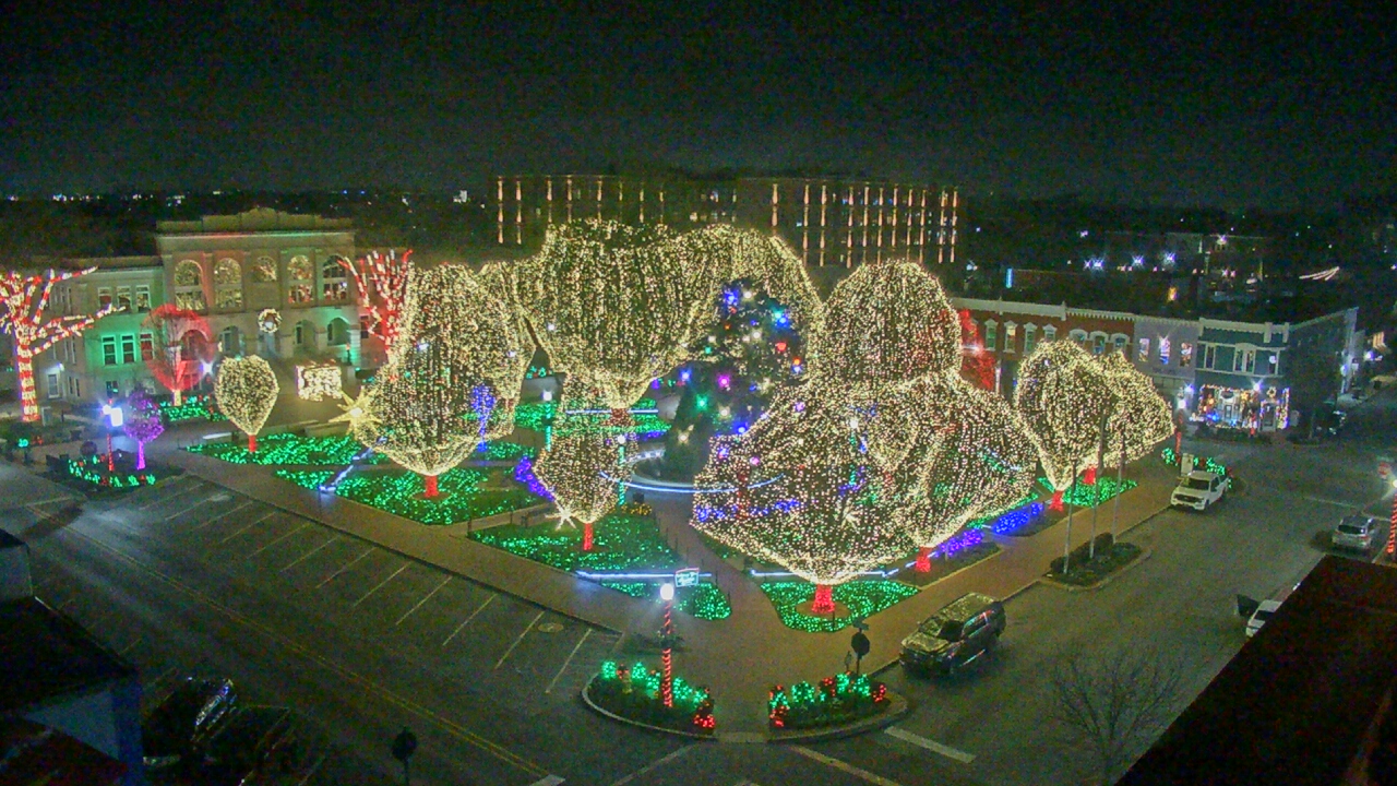 Thumbnail for current weather camera view from Walton�s 5 & 10 in Bentonville, Arkansas