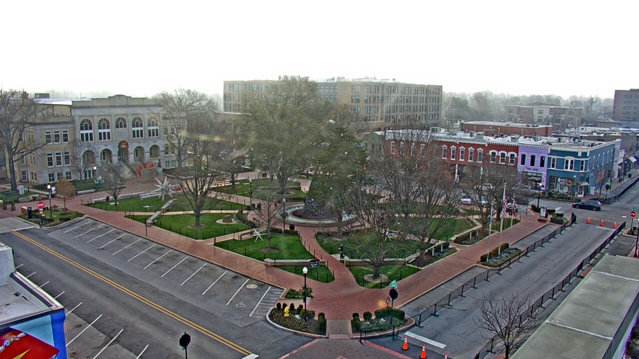 Thumbnail for current weather camera view from Walton�s 5 & 10 in Bentonville, Arkansas