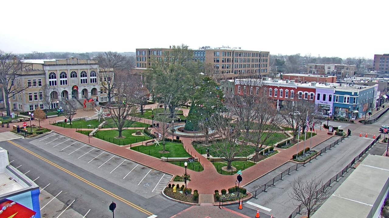 Thumbnail for current weather camera view from Walton�s 5 & 10 in Bentonville, Arkansas
