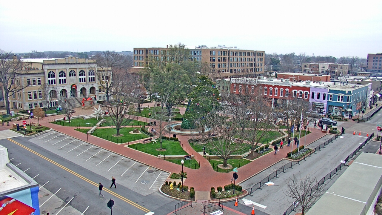 Thumbnail for current weather camera view from Walton�s 5 & 10 in Bentonville, Arkansas