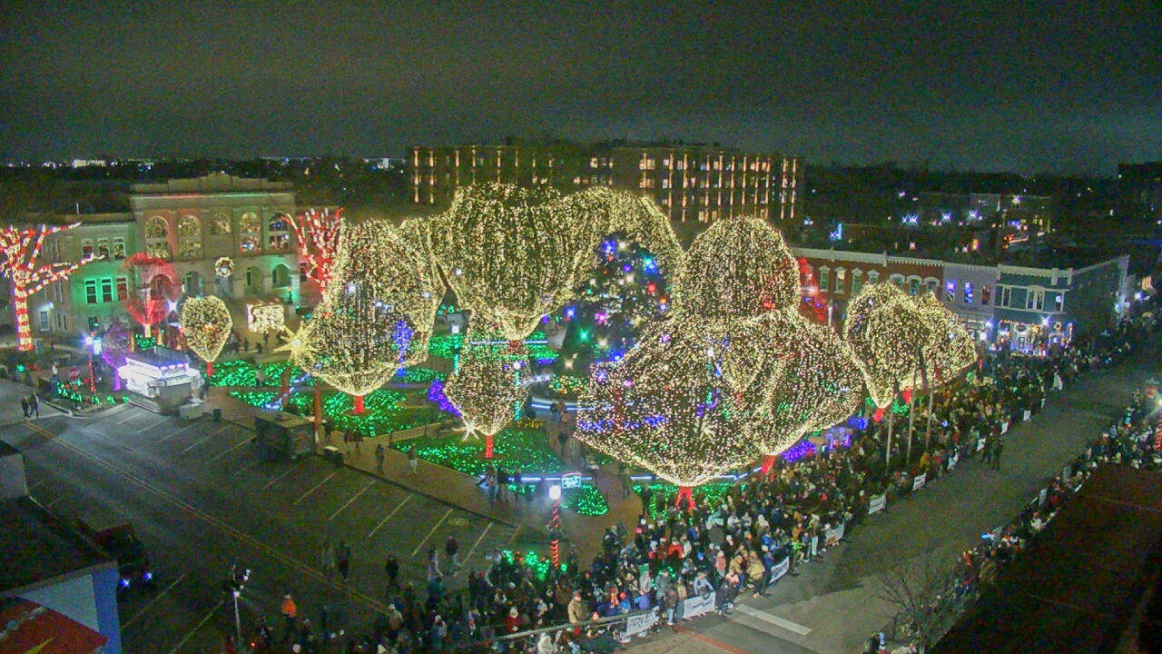 Thumbnail for current weather camera view from Walton�s 5 & 10 in Bentonville, Arkansas