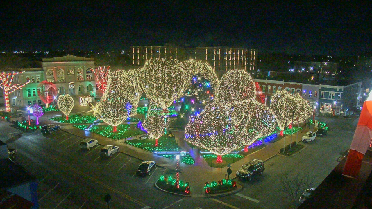 Thumbnail for current weather camera view from Walton�s 5 & 10 in Bentonville, Arkansas