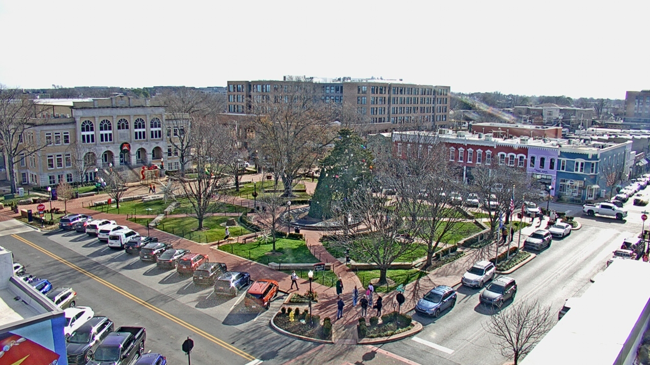 Thumbnail for current weather camera view from Walton�s 5 & 10 in Bentonville, Arkansas