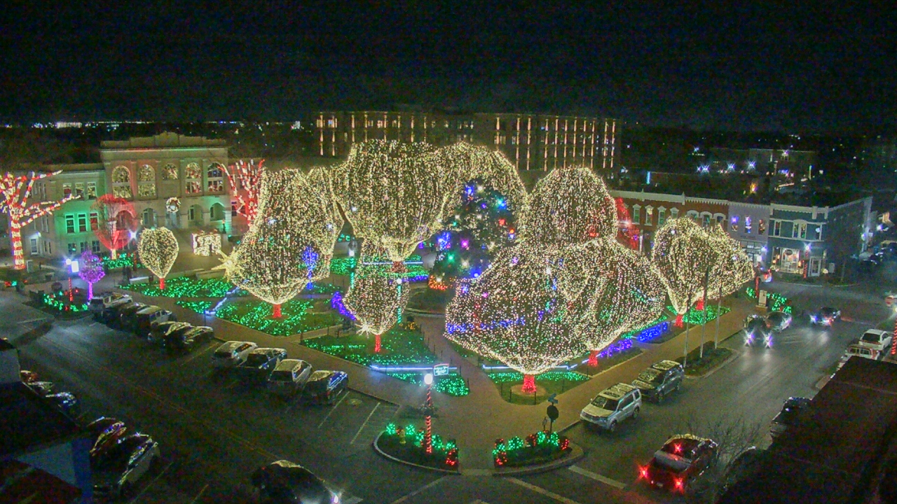 Thumbnail for current weather camera view from Walton�s 5 & 10 in Bentonville, Arkansas