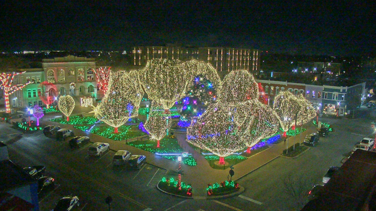 Thumbnail for current weather camera view from Walton�s 5 & 10 in Bentonville, Arkansas