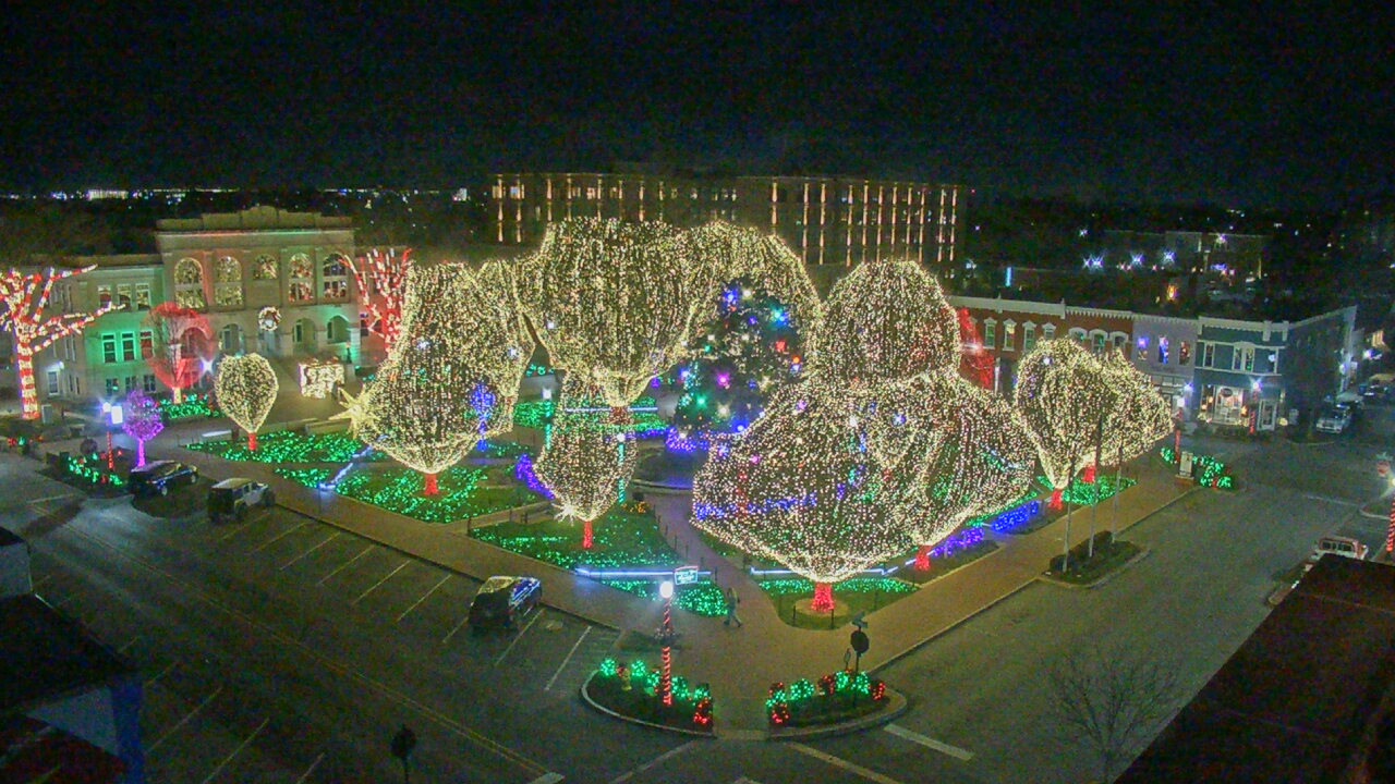 Thumbnail for current weather camera view from Walton�s 5 & 10 in Bentonville, Arkansas