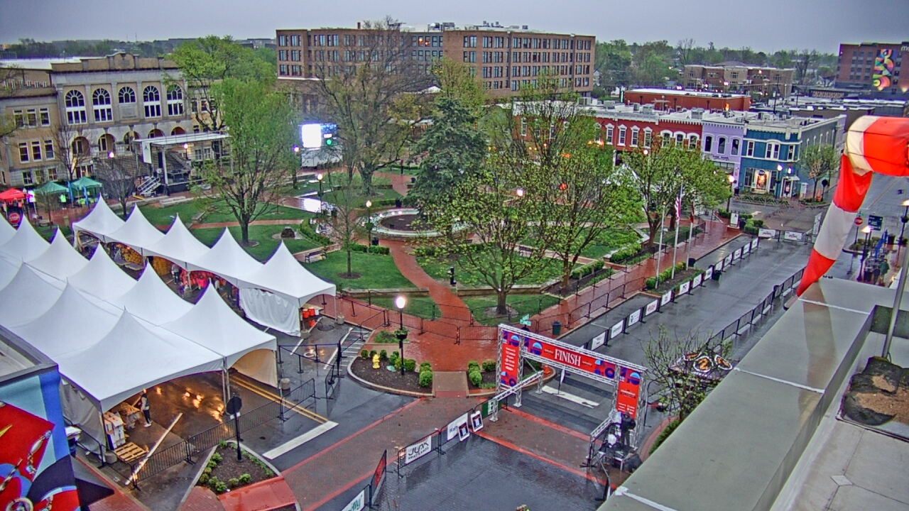 Thumbnail for current weather camera view from Walton�s 5 & 10 in Bentonville, Arkansas