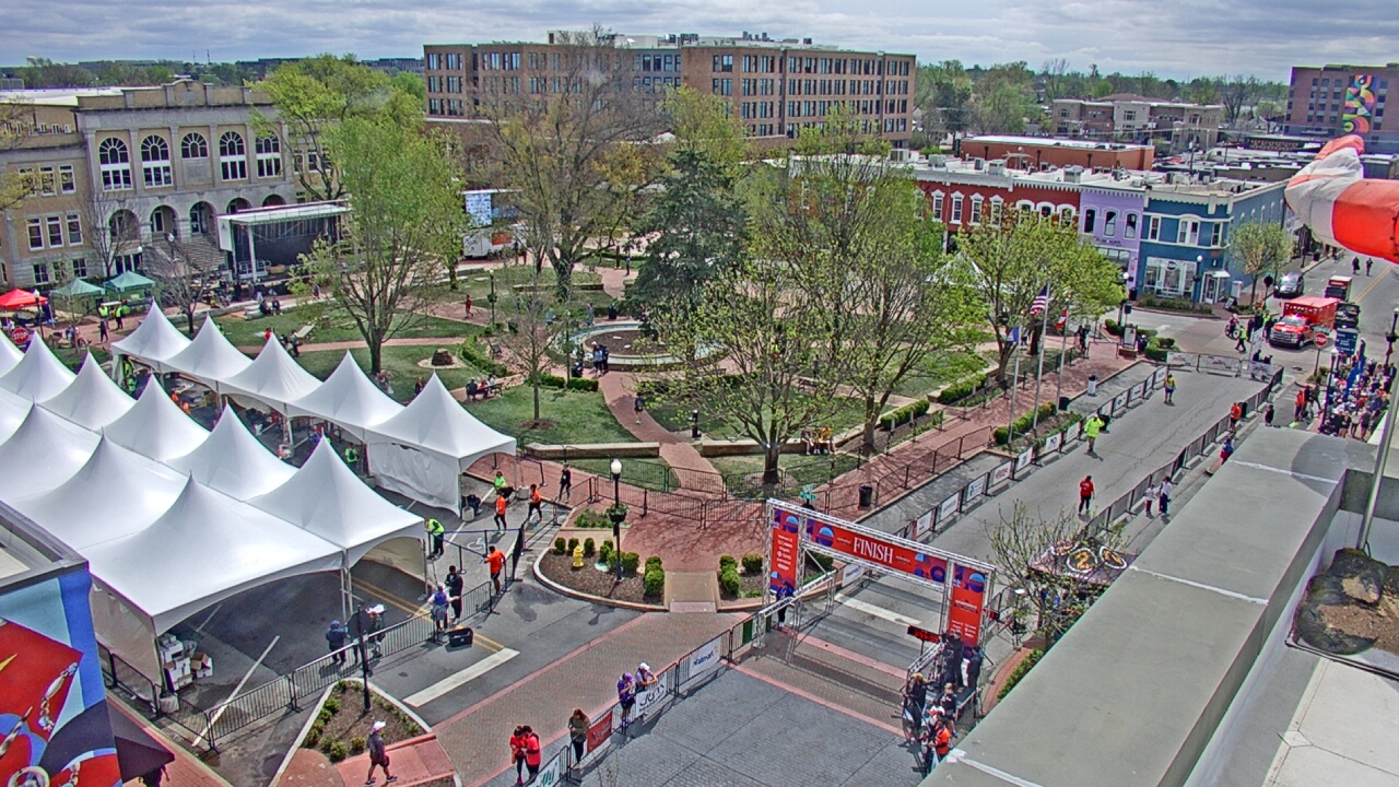 Thumbnail for current weather camera view from Walton�s 5 & 10 in Bentonville, Arkansas