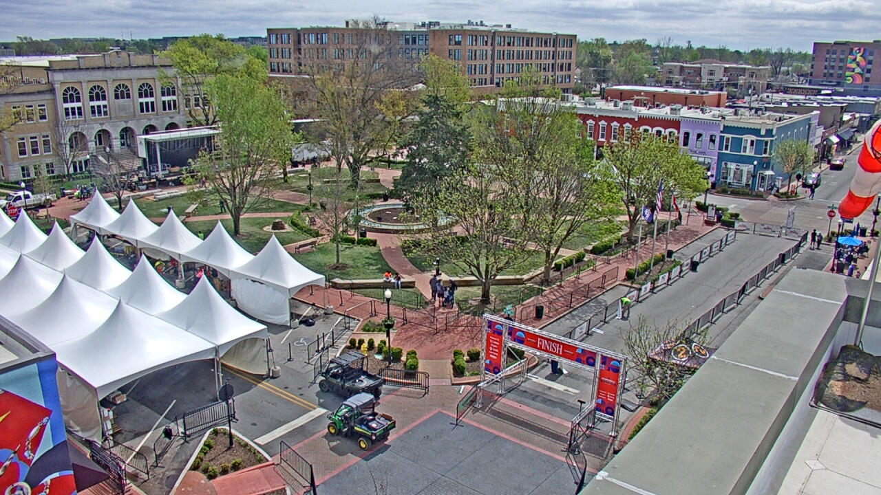 Thumbnail for current weather camera view from Walton�s 5 & 10 in Bentonville, Arkansas