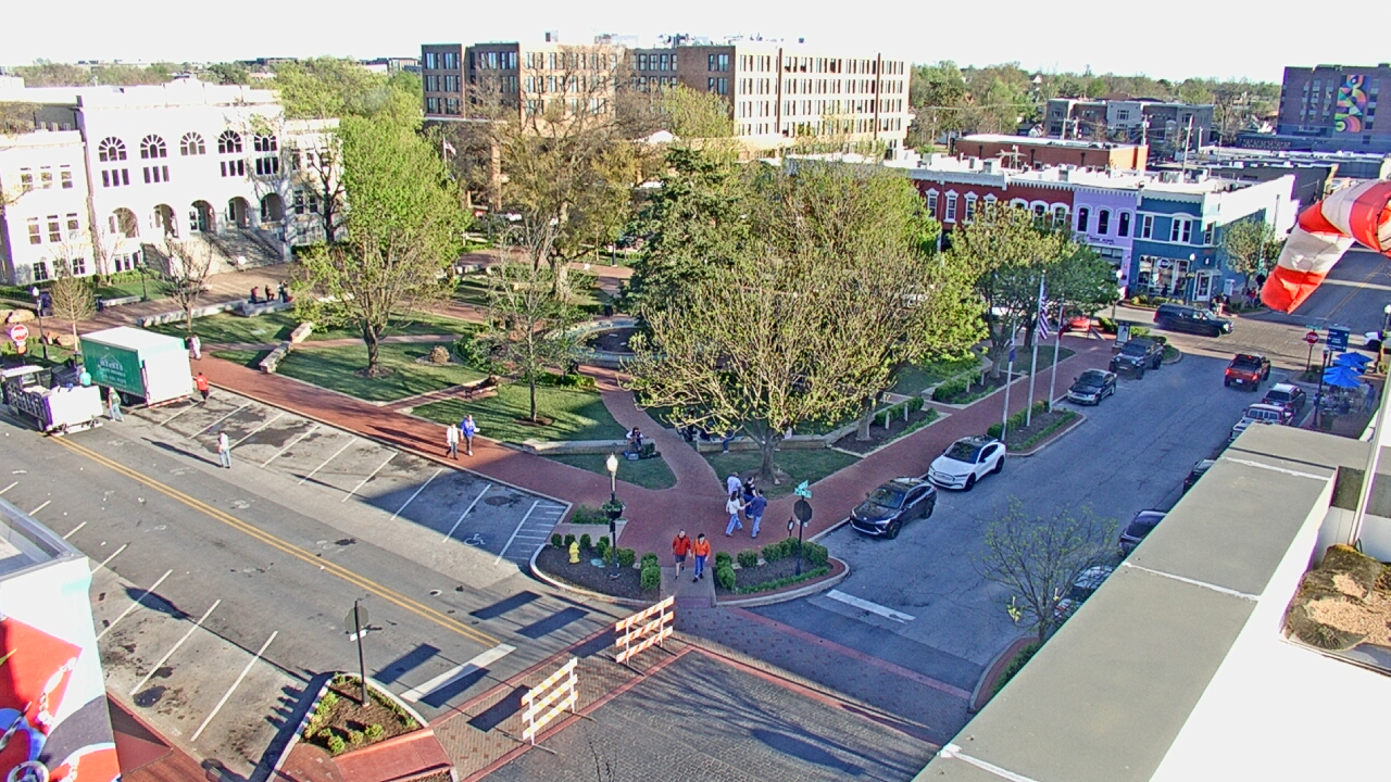 Thumbnail for current weather camera view from Walton�s 5 & 10 in Bentonville, Arkansas