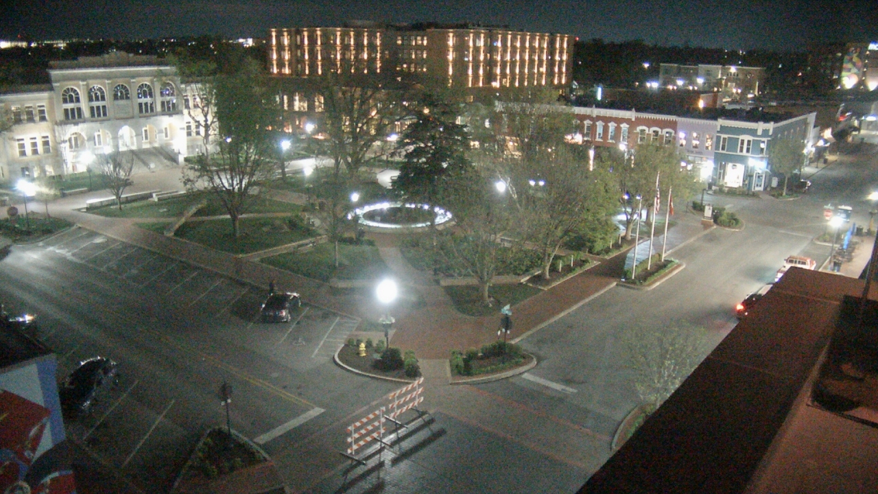 Thumbnail for current weather camera view from Walton�s 5 & 10 in Bentonville, Arkansas