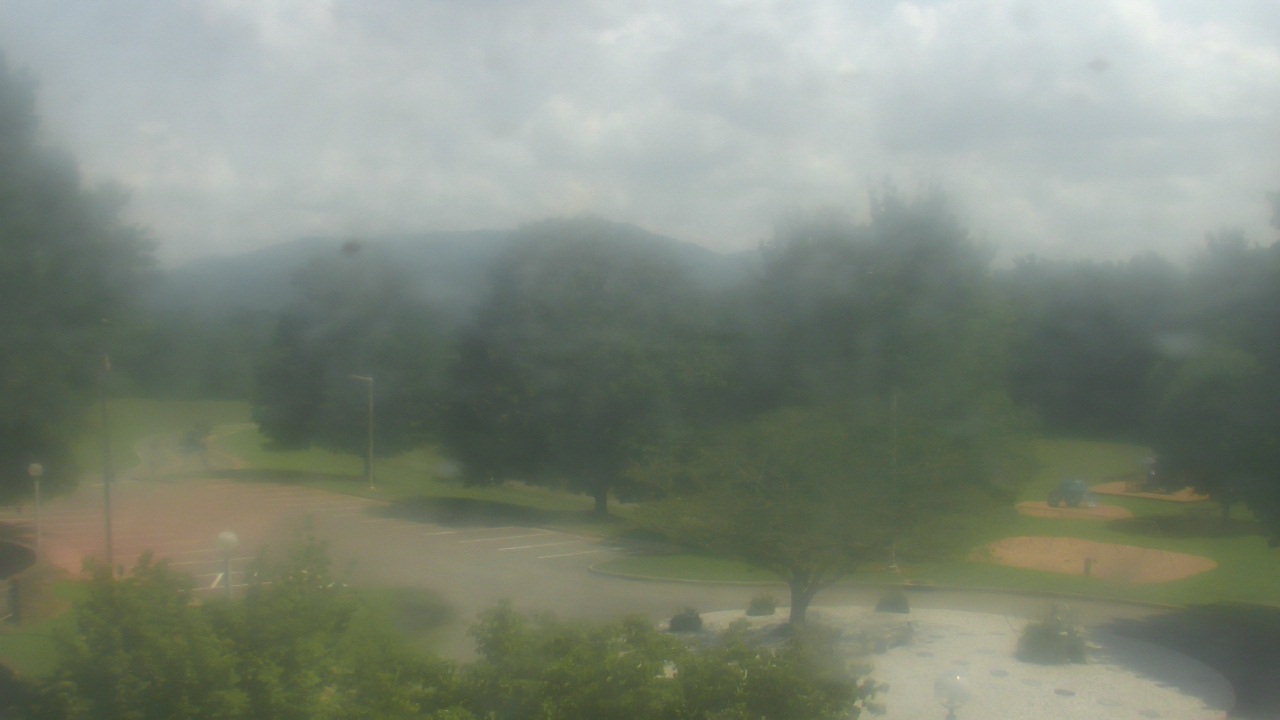 Thumbnail for current weather camera view from Big Island Elementary School in Big Island, Virginia