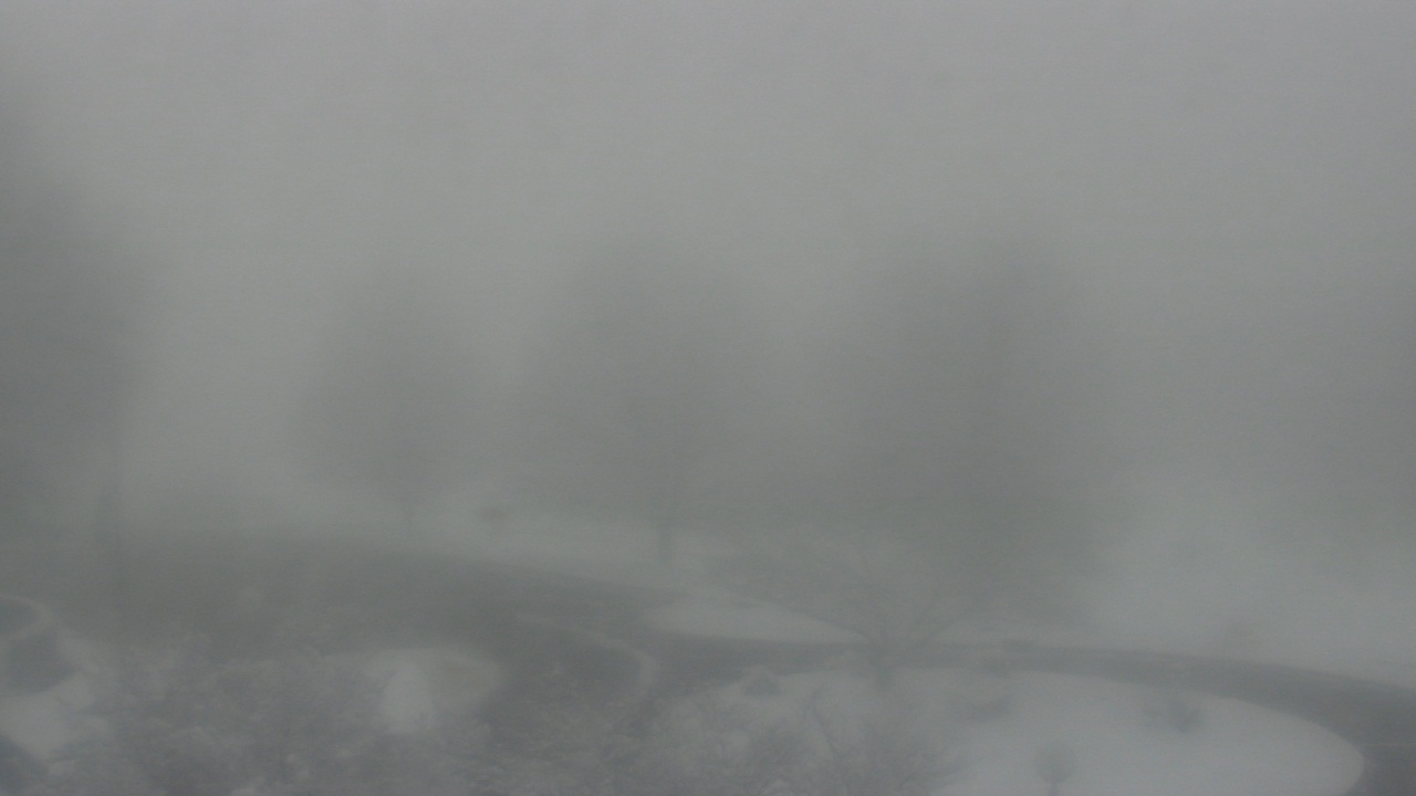 Thumbnail for current weather camera view from Big Island Elementary School in Big Island, Virginia