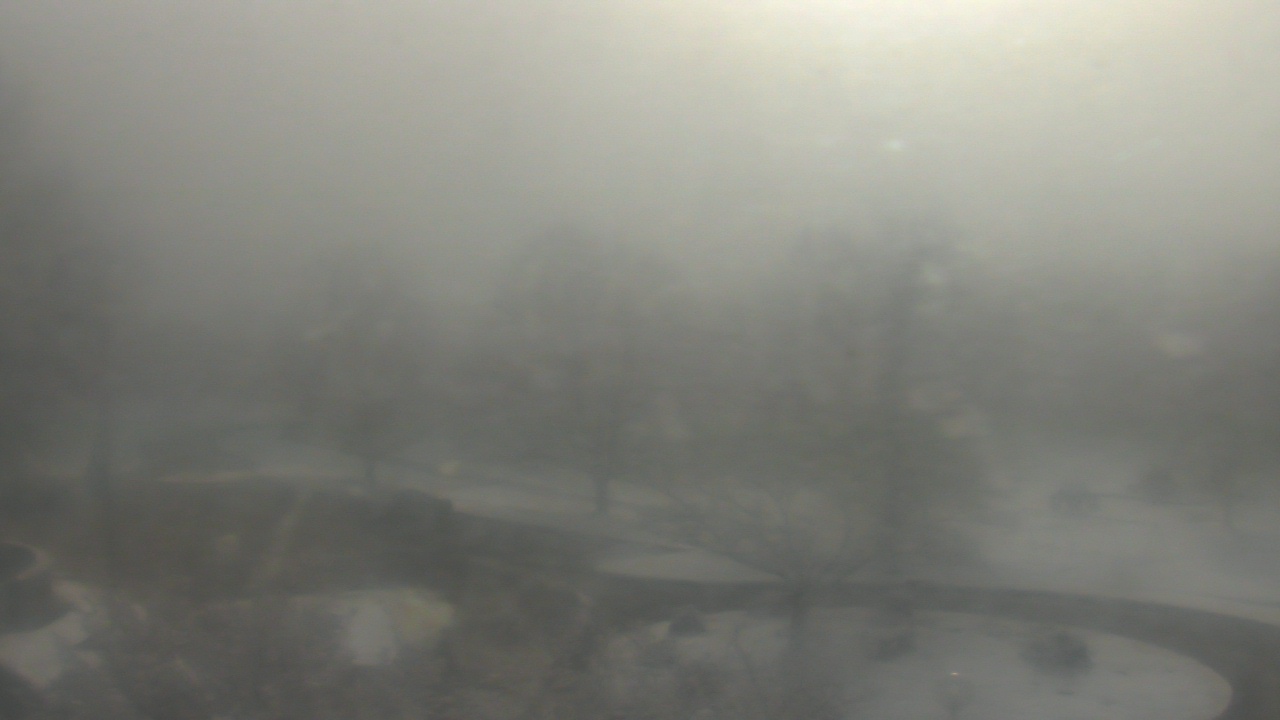 Thumbnail for current weather camera view from Big Island Elementary School in Big Island, Virginia