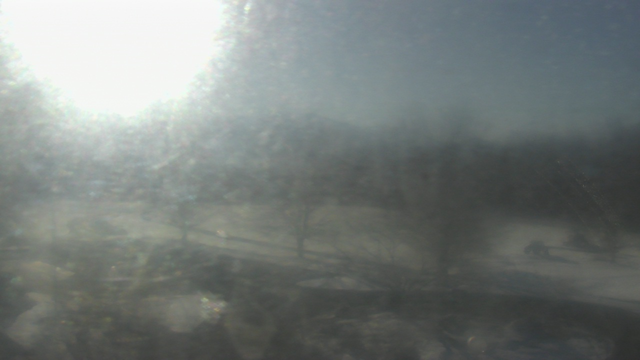 Thumbnail for current weather camera view from Big Island Elementary School in Big Island, Virginia