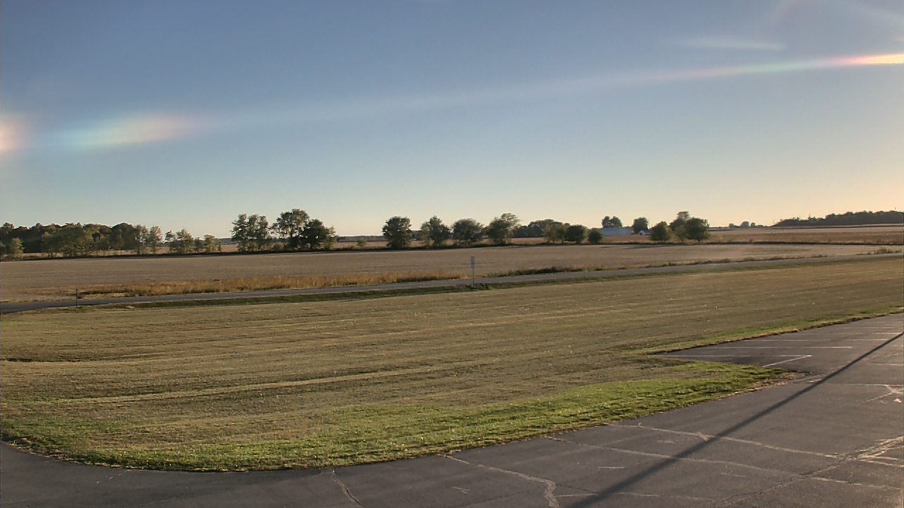 Thumbnail for current weather camera view from Maconaquah School Corporation in Bunker Hill, Indiana