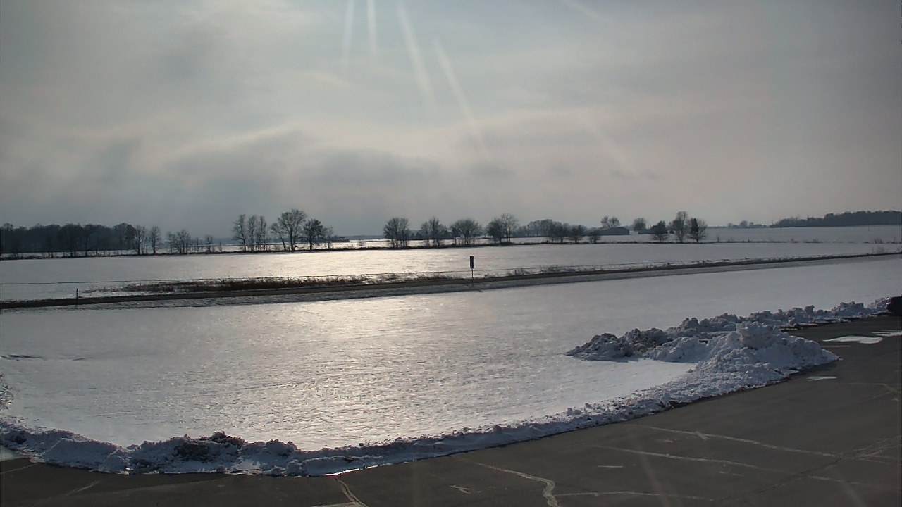 Thumbnail for current weather camera view from Maconaquah School Corporation in Bunker Hill, Indiana