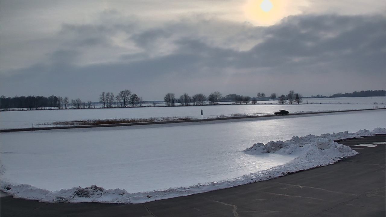 Thumbnail for current weather camera view from Maconaquah School Corporation in Bunker Hill, Indiana