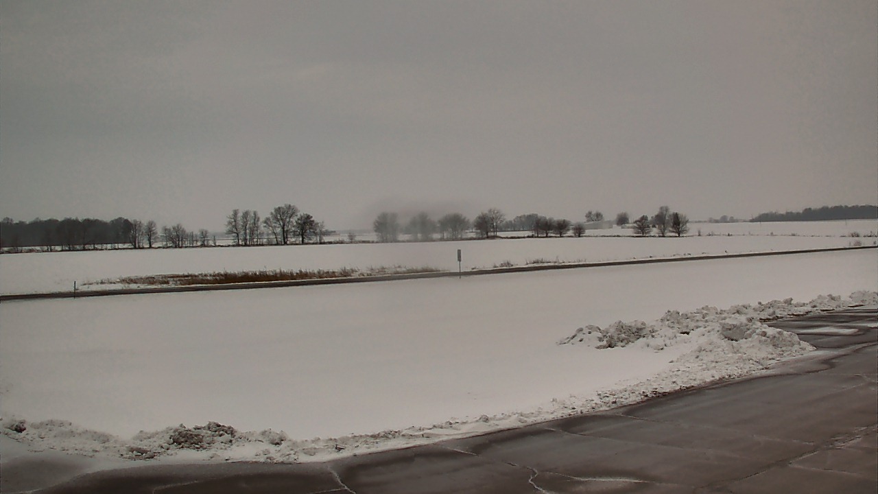 Thumbnail for current weather camera view from Maconaquah School Corporation in Bunker Hill, Indiana