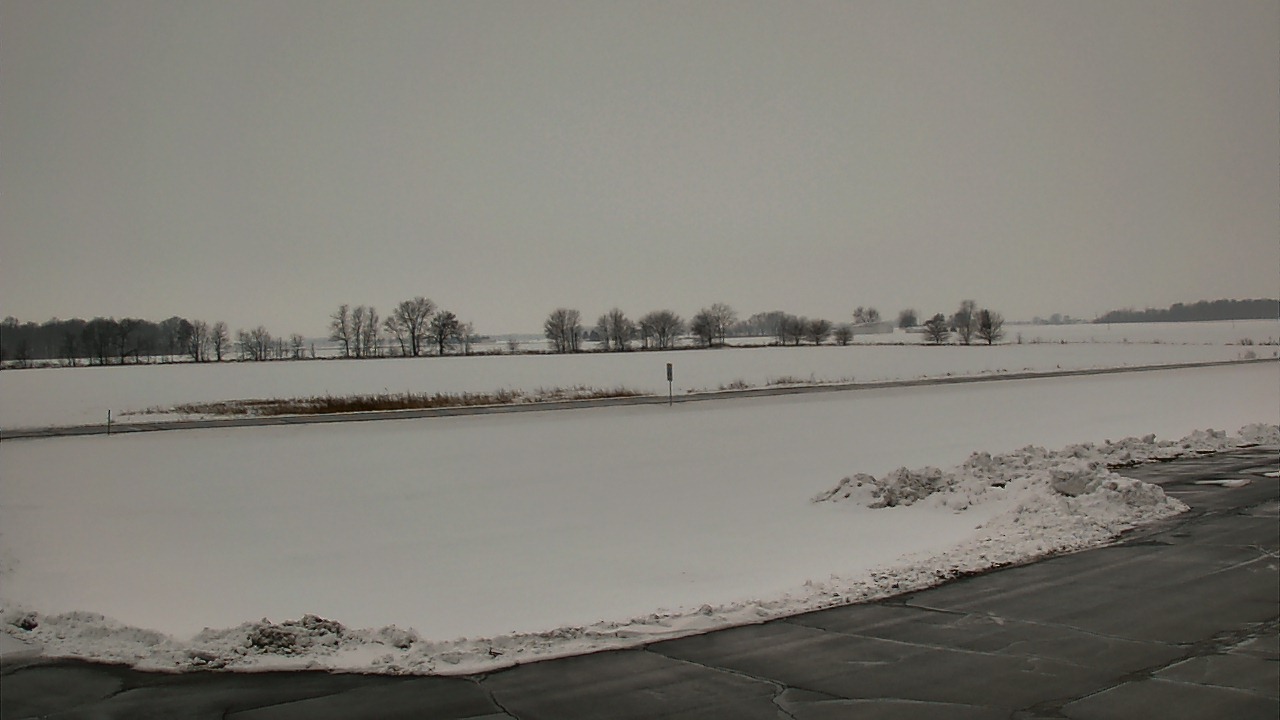 Thumbnail for current weather camera view from Maconaquah School Corporation in Bunker Hill, Indiana